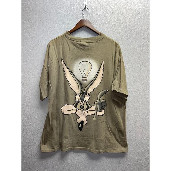 Vintage Wile E Coyote Shirt Looney Tunes Genius Wear Cartoon Brown Tee 90s XL - Picture 1 of 12